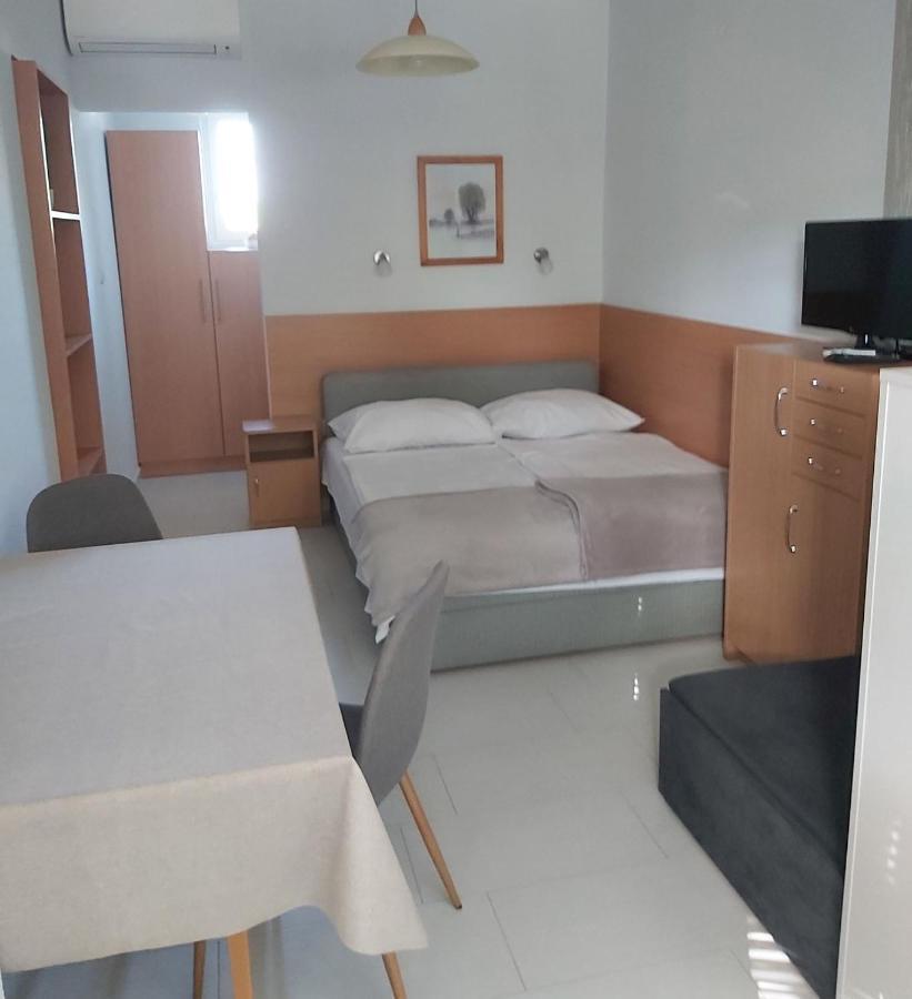 Апартаменты Apartmanhaz Horvath Балатонбоглар Экстерьер фото