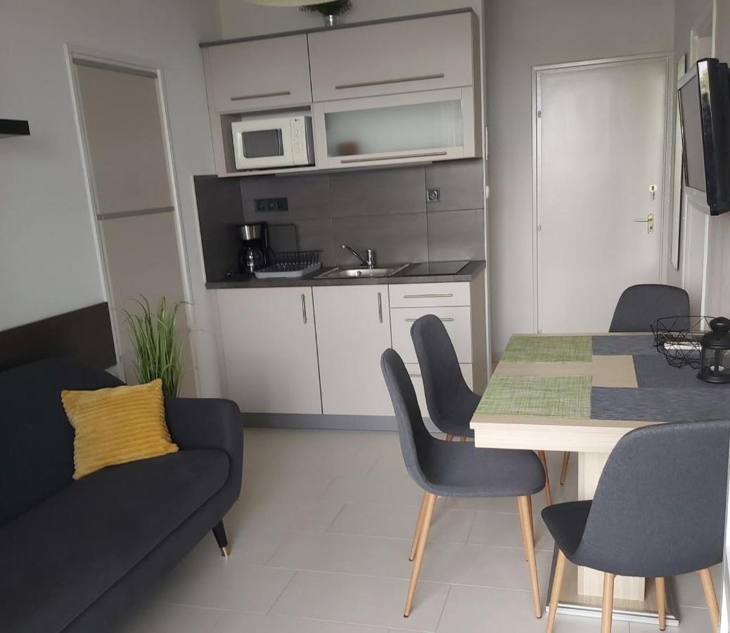 Апартаменты Apartmanhaz Horvath Балатонбоглар Экстерьер фото